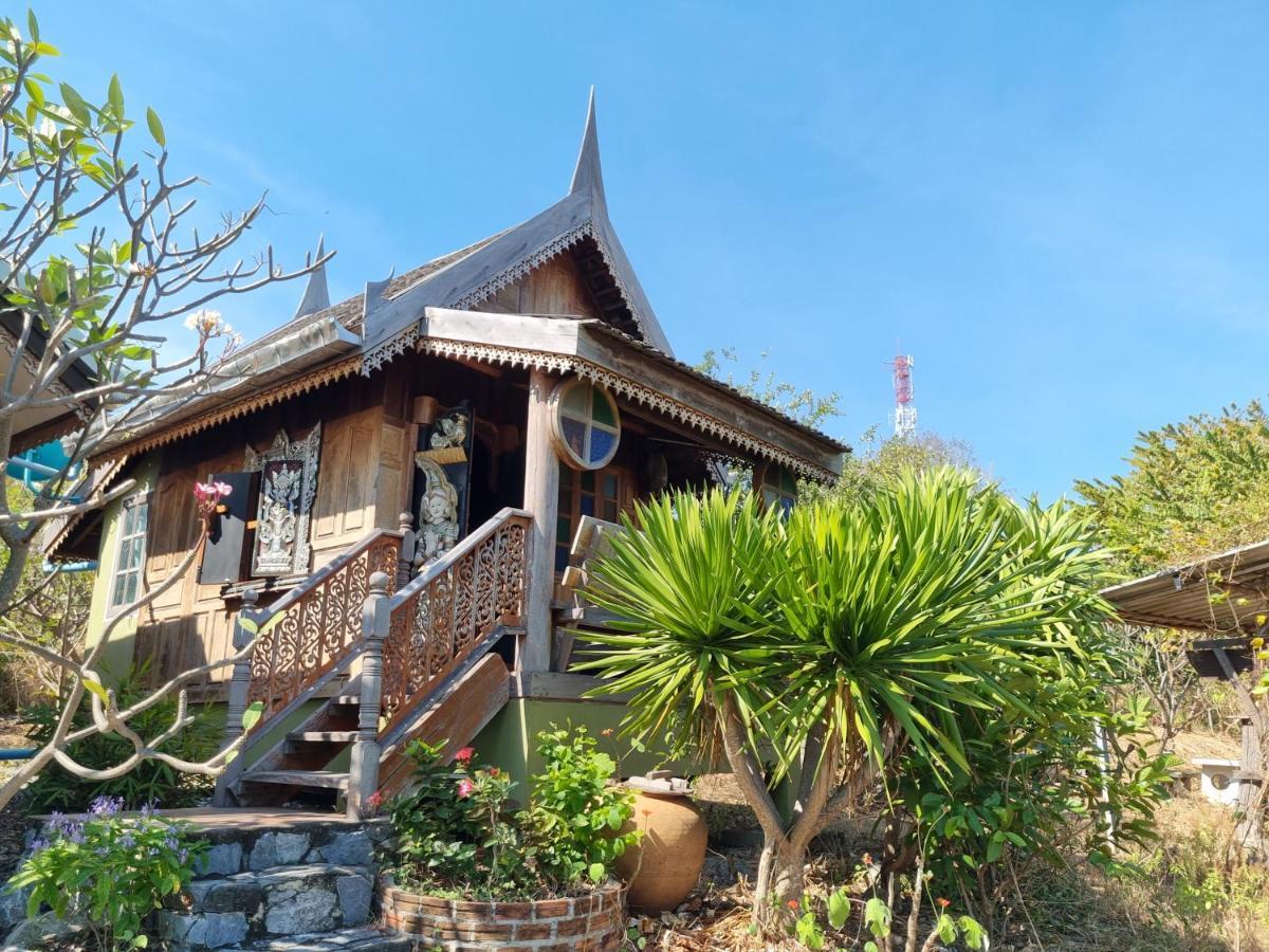 Hello Sichang Bungalow Hotel Ko Si Chang Exterior photo